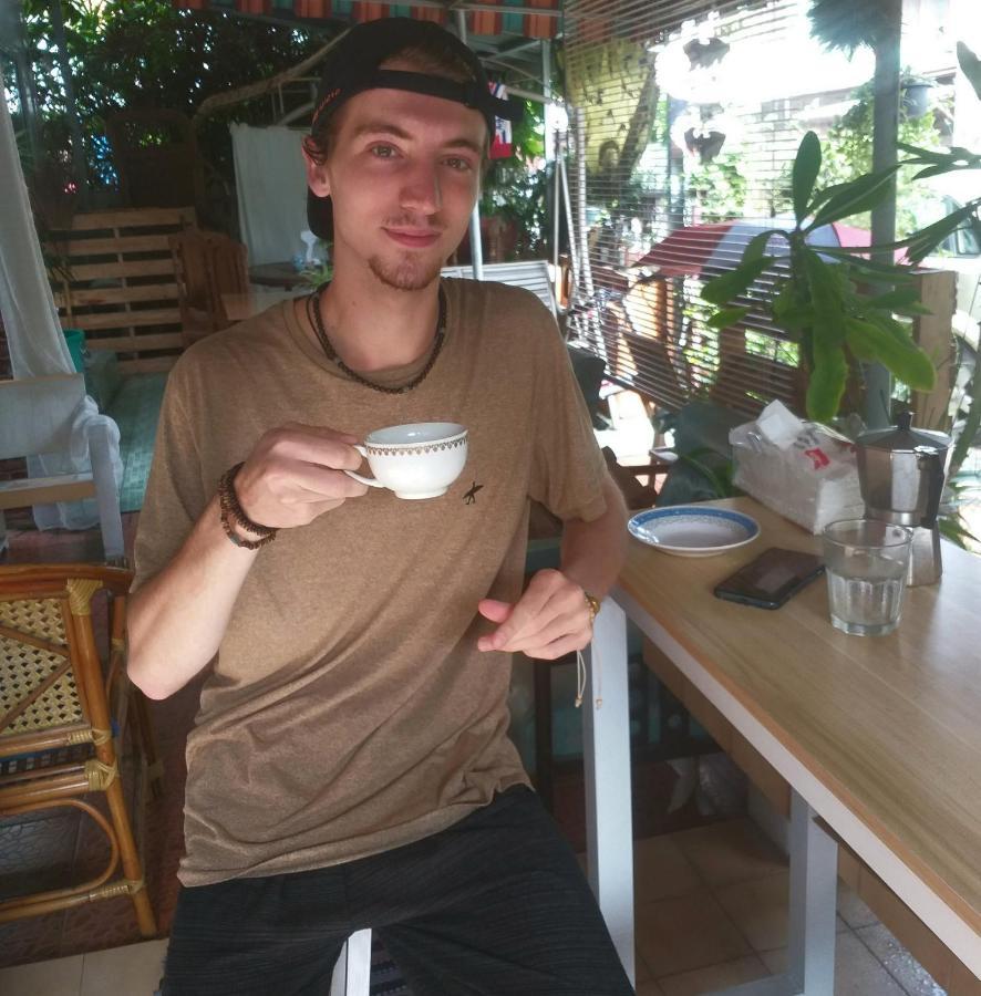Srikrung Guesthouse Phra Nakhon Si Ayutthaya Dış mekan fotoğraf