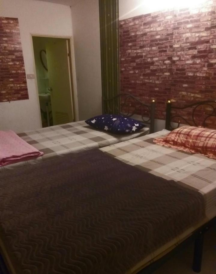 Srikrung Guesthouse Phra Nakhon Si Ayutthaya Oda fotoğraf